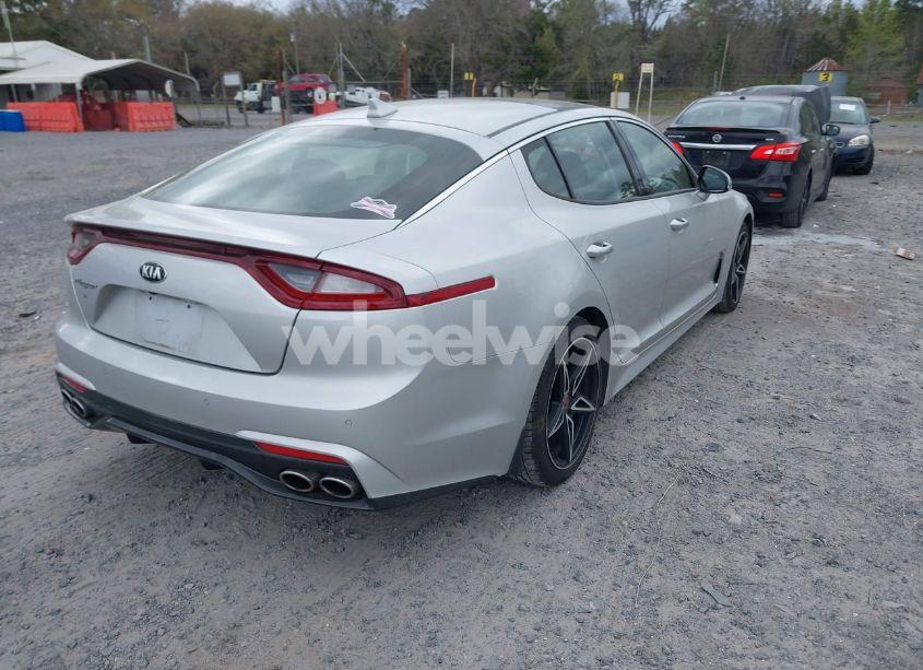 Photo 4 of 2018 Kia Stinger PREMIUM (VIN KNAE25LA5J6015316)