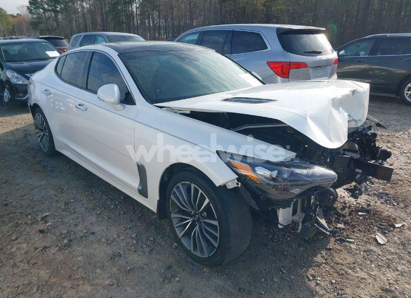 2018 Kia Stinger PREMIUM (VIN KNAE25LA8J6024849) main photo