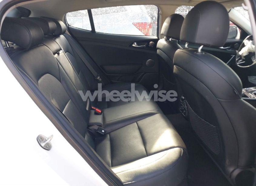 Photo 8 of 2018 Kia Stinger PREMIUM (VIN KNAE25LA8J6024849)