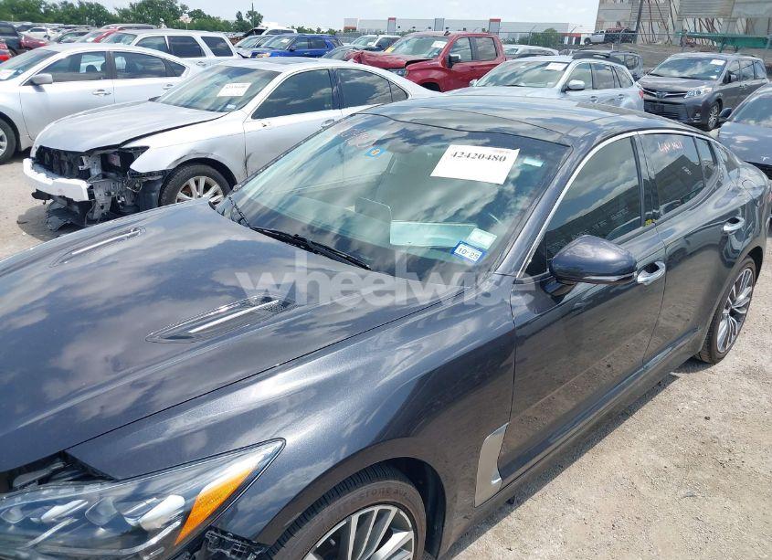 Photo 17 of 2019 Kia Stinger PREMIUM (VIN KNAE25LA9K6056243)