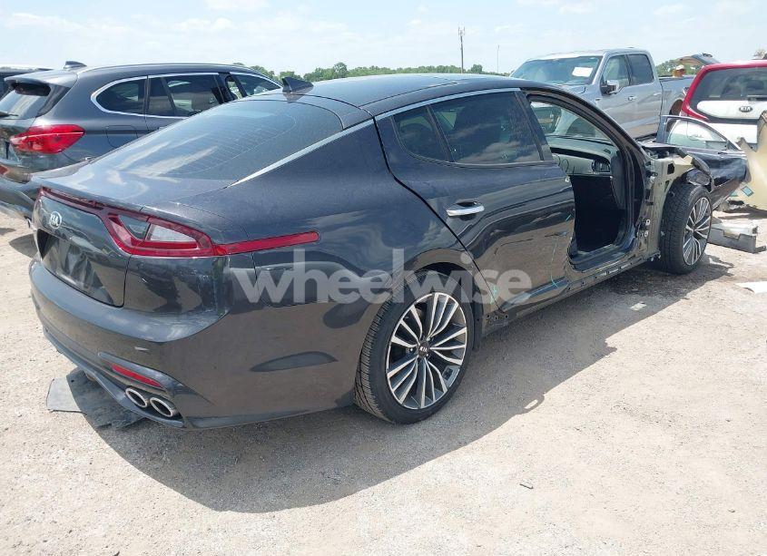 Photo 4 of 2019 Kia Stinger PREMIUM (VIN KNAE25LA9K6056243)
