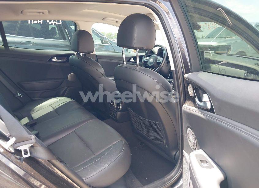 Photo 8 of 2019 Kia Stinger PREMIUM (VIN KNAE25LA9K6056243)