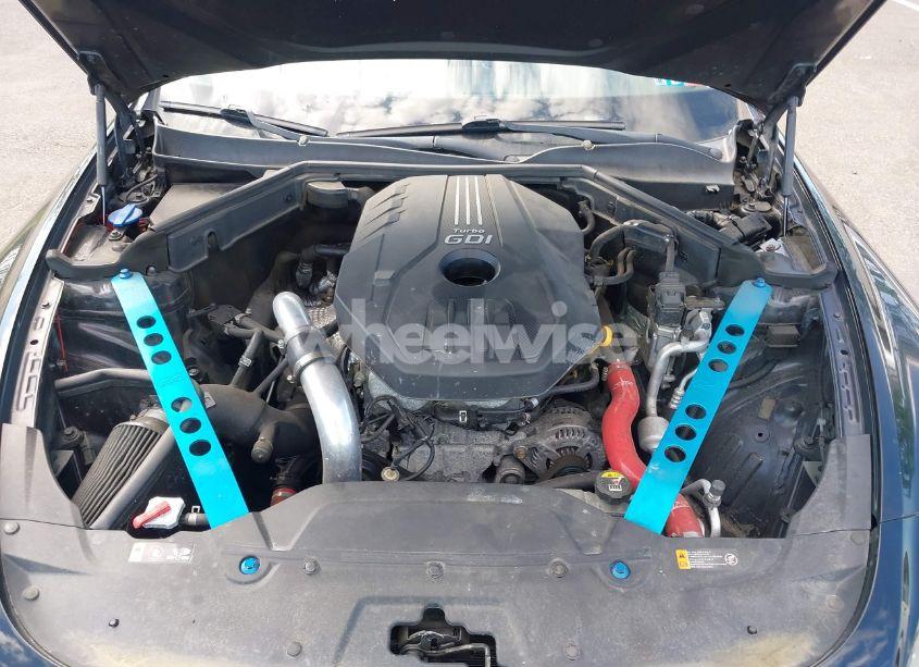 Photo 10 of 2018 Kia Stinger PREMIUM (VIN KNAE25LAXJ6014856)