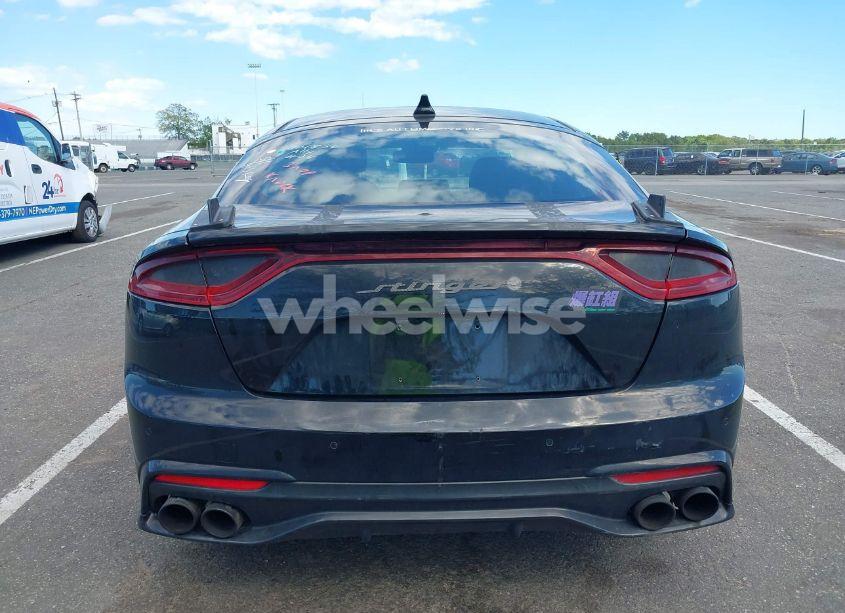 Photo 16 of 2018 Kia Stinger PREMIUM (VIN KNAE25LAXJ6014856)