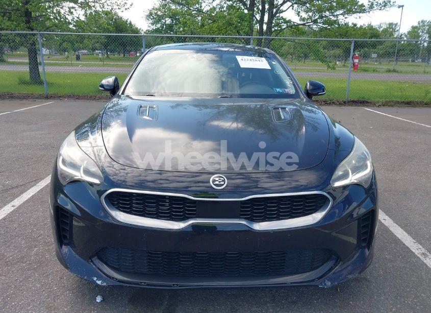 Photo 6 of 2018 Kia Stinger PREMIUM (VIN KNAE25LAXJ6014856)