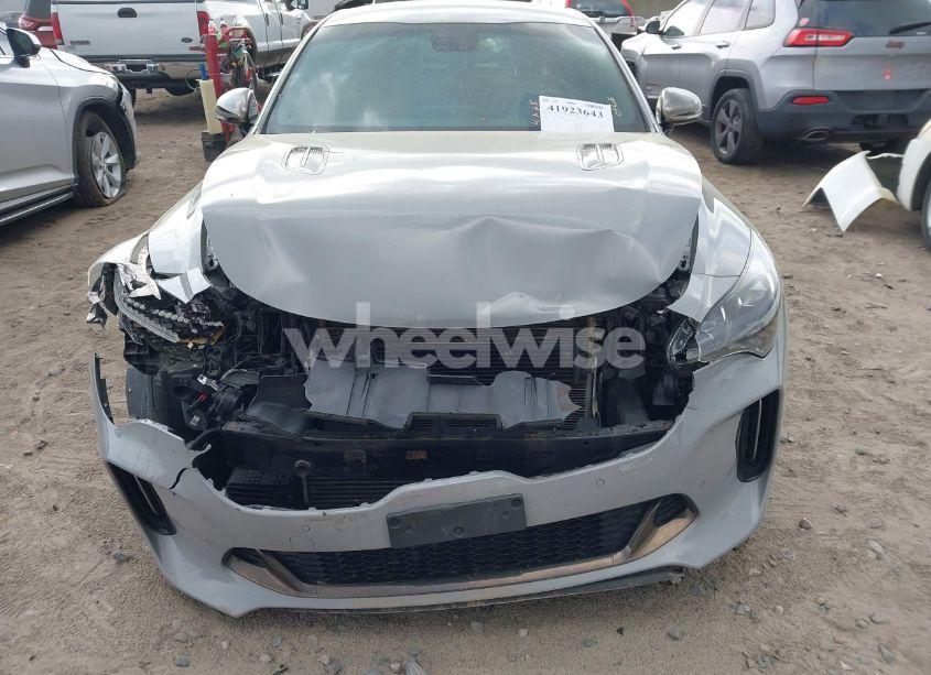 Photo 12 of 2021 Kia Stinger GT (VIN KNAE35LC1M6091683)