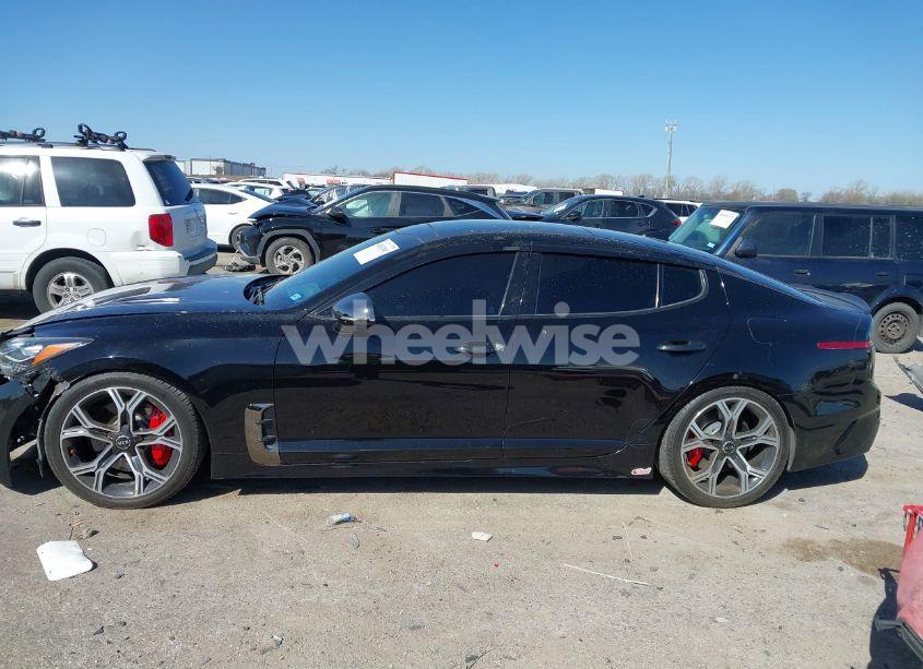 Photo 14 of 2018 Kia Stinger GT1 (VIN KNAE45LC0J6018071)
