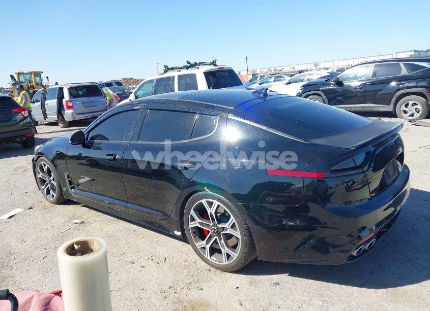 Photo 3 of 2018 Kia Stinger GT1 (VIN KNAE45LC0J6018071)