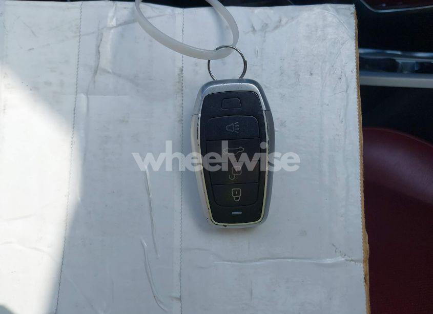 Photo 11 of 2018 Kia Stinger GT1 (VIN KNAE45LC1J6034442)