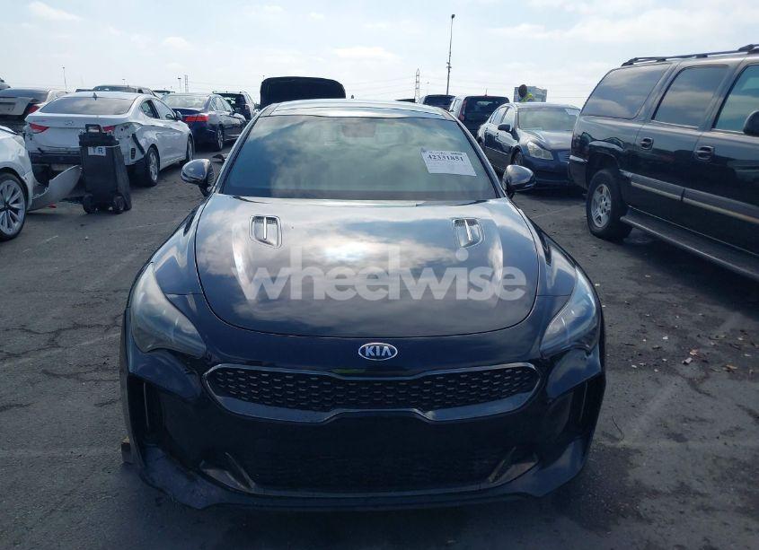 Photo 13 of 2018 Kia Stinger GT1 (VIN KNAE45LC1J6034442)