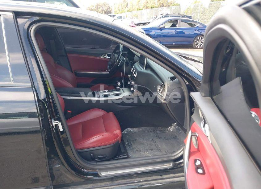Photo 5 of 2018 Kia Stinger GT1 (VIN KNAE45LC1J6034442)