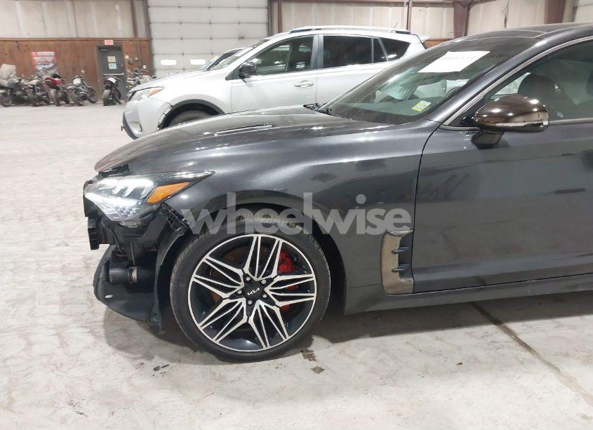 Photo 18 of 2022 Kia Stinger GT1 (VIN KNAE45LC1N6122316)