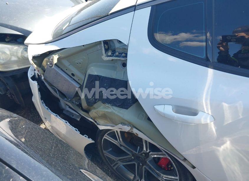 Photo 6 of 2020 Kia Stinger GT1 (VIN KNAE45LC4L6074873)