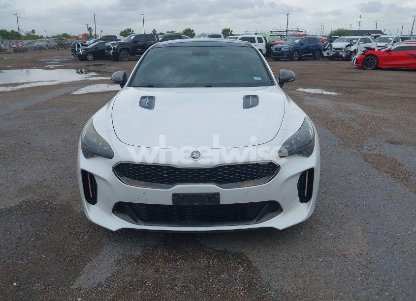 Photo 12 of 2018 Kia Stinger GT1 (VIN KNAE45LC5J6035268)