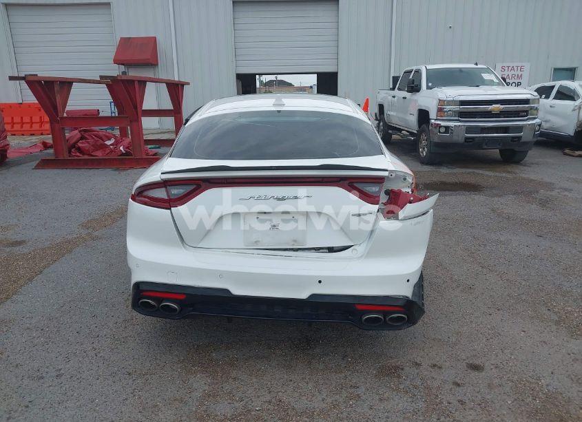 Photo 16 of 2018 Kia Stinger GT1 (VIN KNAE45LC5J6035268)