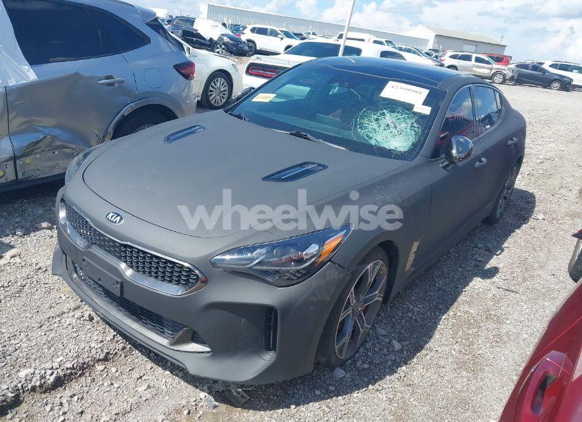 Photo 2 of 2020 Kia Stinger GT1 (VIN KNAE45LC5L6072744)