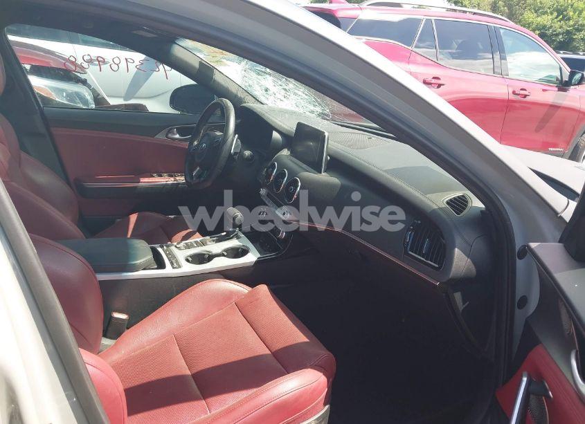 Photo 5 of 2020 Kia Stinger GT1 (VIN KNAE45LC5L6072744)