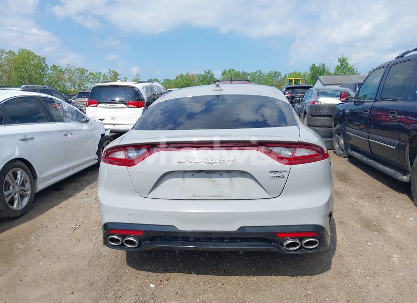 Photo 16 of 2019 Kia Stinger GT2 (VIN KNAE55LC1K6069433)