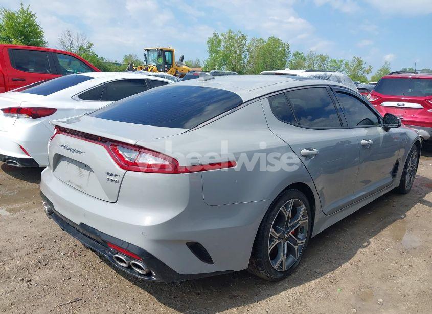 Photo 4 of 2019 Kia Stinger GT2 (VIN KNAE55LC1K6069433)