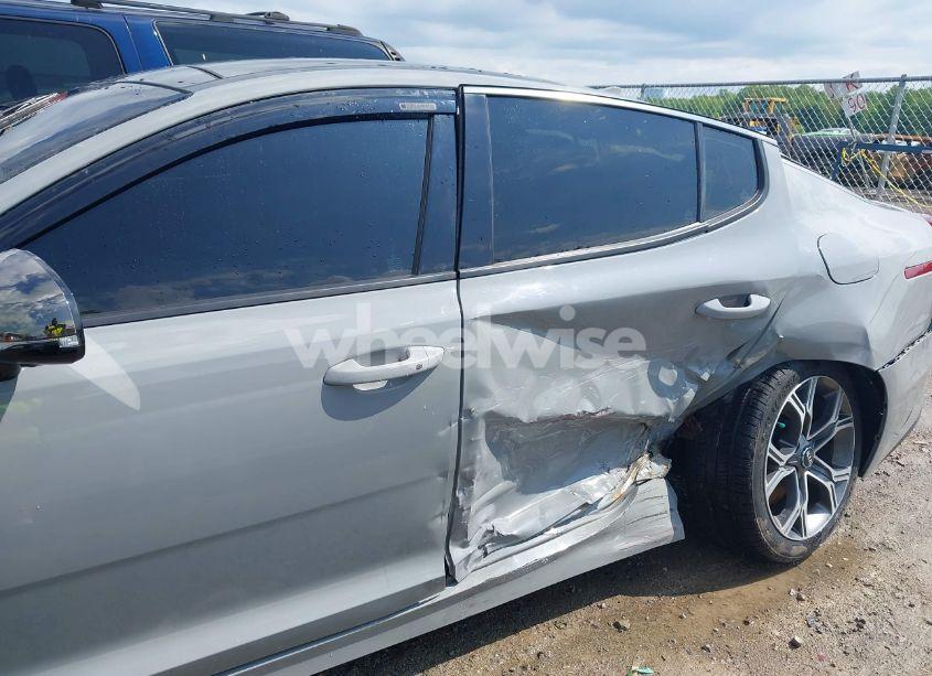 Photo 6 of 2019 Kia Stinger GT2 (VIN KNAE55LC1K6069433)