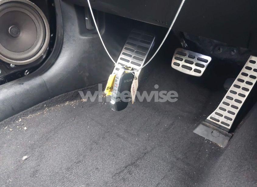 Photo 11 of 2023 Kia Stinger GT2 (VIN KNAE55LC2P6135737)