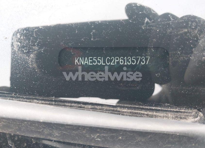 Photo 9 of 2023 Kia Stinger GT2 (VIN KNAE55LC2P6135737)