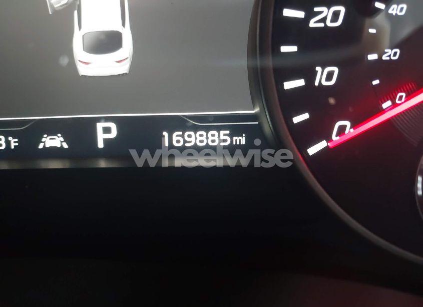 Photo 16 of 2018 Kia Stinger GT2 (VIN KNAE55LC4J6022475)