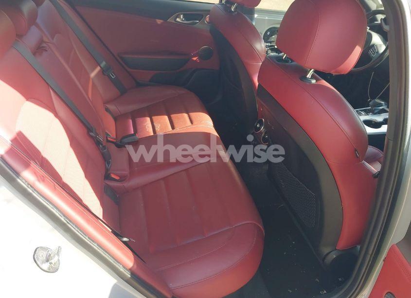 Photo 8 of 2018 Kia Stinger GT2 (VIN KNAE55LC4J6022475)