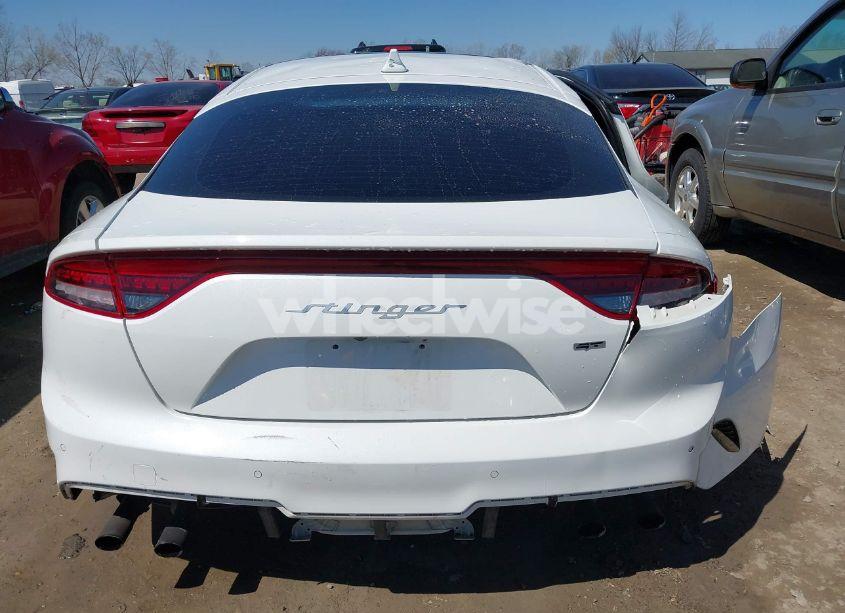 Photo 16 of 2023 Kia Stinger GT2 (VIN KNAE55LC6P6131643)
