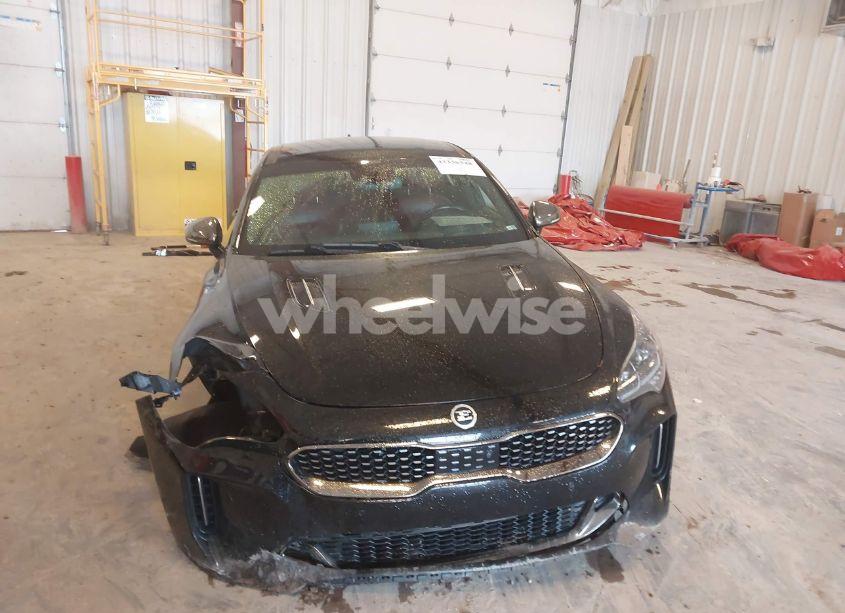 Photo 12 of 2019 Kia Stinger GT2 (VIN KNAE55LC8K6049096)