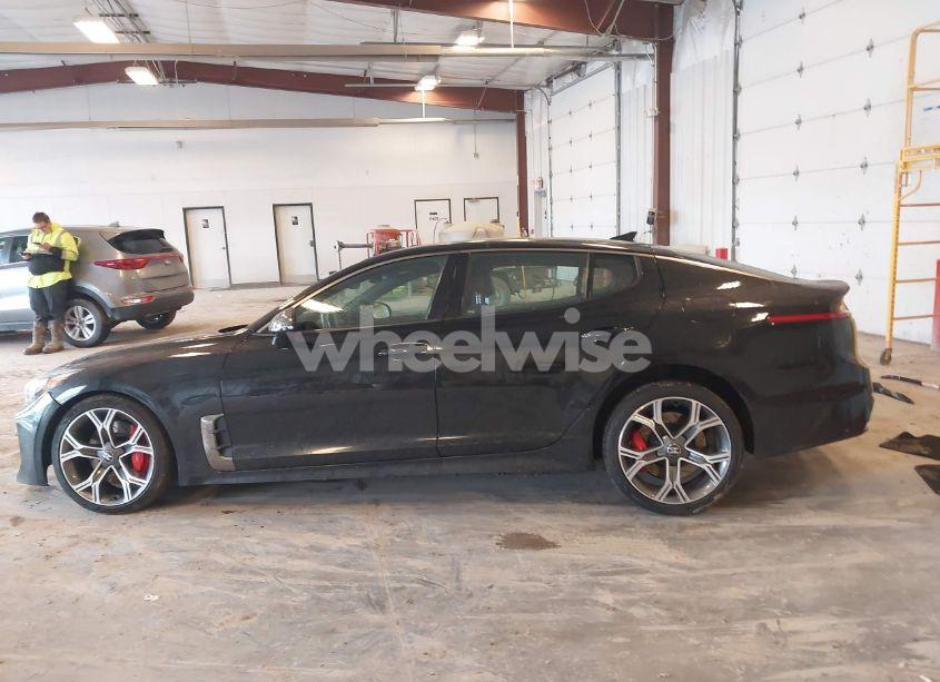 Photo 14 of 2019 Kia Stinger GT2 (VIN KNAE55LC8K6049096)