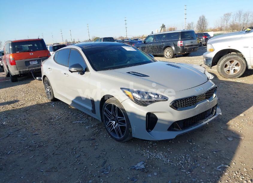 2023 Kia Stinger GT2 (VIN KNAE55LC8P6131689) main photo