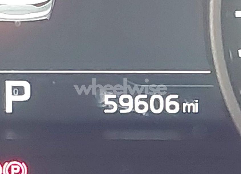 Photo 16 of 2018 Kia Stinger GT2 (VIN KNAE55LCXJ6012100)