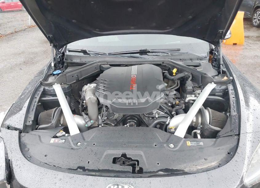 Photo 10 of 2019 Kia Stinger GT2 (VIN KNAE55LCXK6065994)