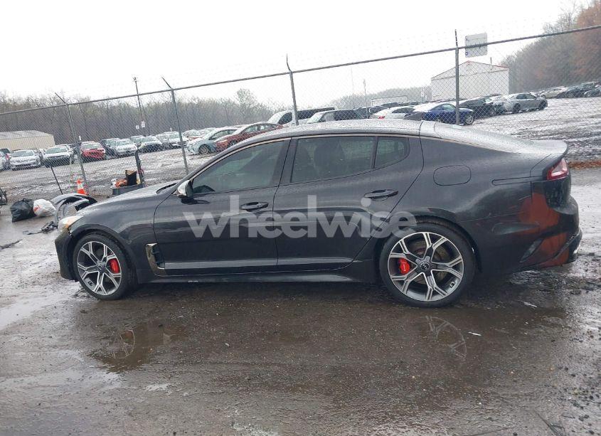 Photo 14 of 2019 Kia Stinger GT2 (VIN KNAE55LCXK6065994)