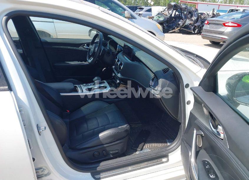 Photo 5 of 2023 Kia Stinger GT2 (VIN KNAE55LCXP6129216)