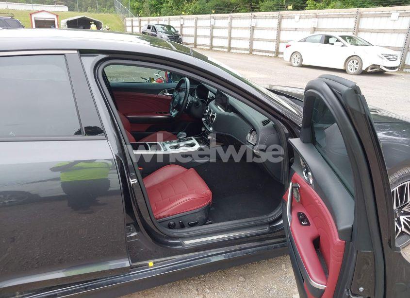 Photo 5 of 2023 Kia Stinger GT2 (VIN KNAE55LCXP6135209)