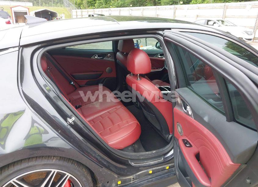 Photo 8 of 2023 Kia Stinger GT2 (VIN KNAE55LCXP6135209)