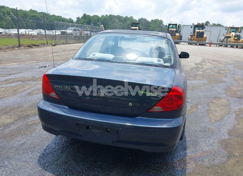 Photo 16 of 2002 Kia Spectra LS (VIN KNAFB121025143629)