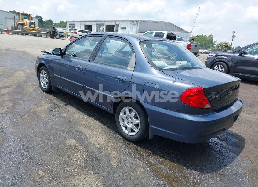Photo 3 of 2002 Kia Spectra LS (VIN KNAFB121025143629)
