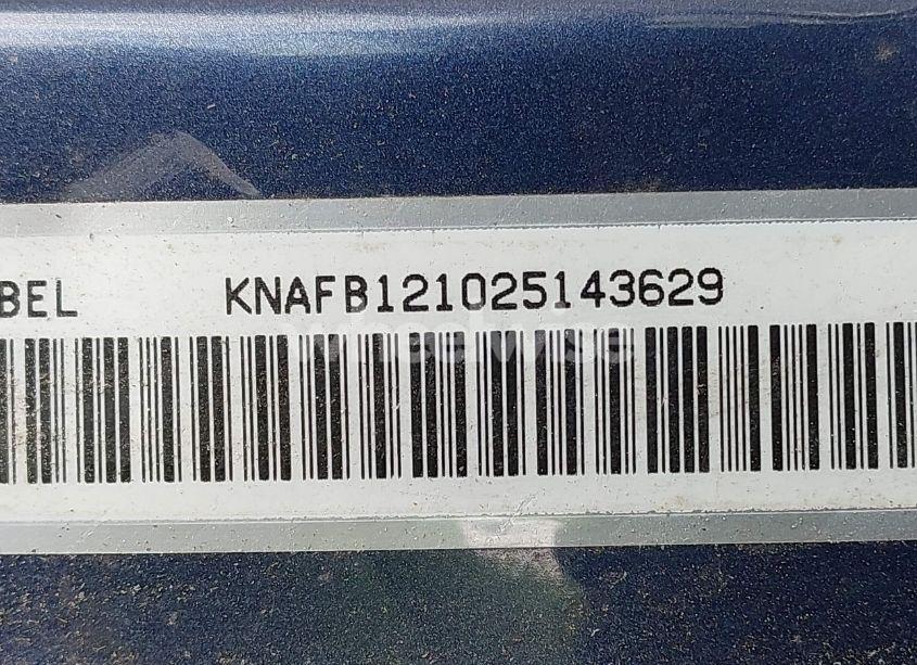 Photo 9 of 2002 Kia Spectra LS (VIN KNAFB121025143629)