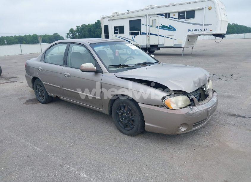 2003 Kia Spectra LS (VIN KNAFB121135263215) main photo