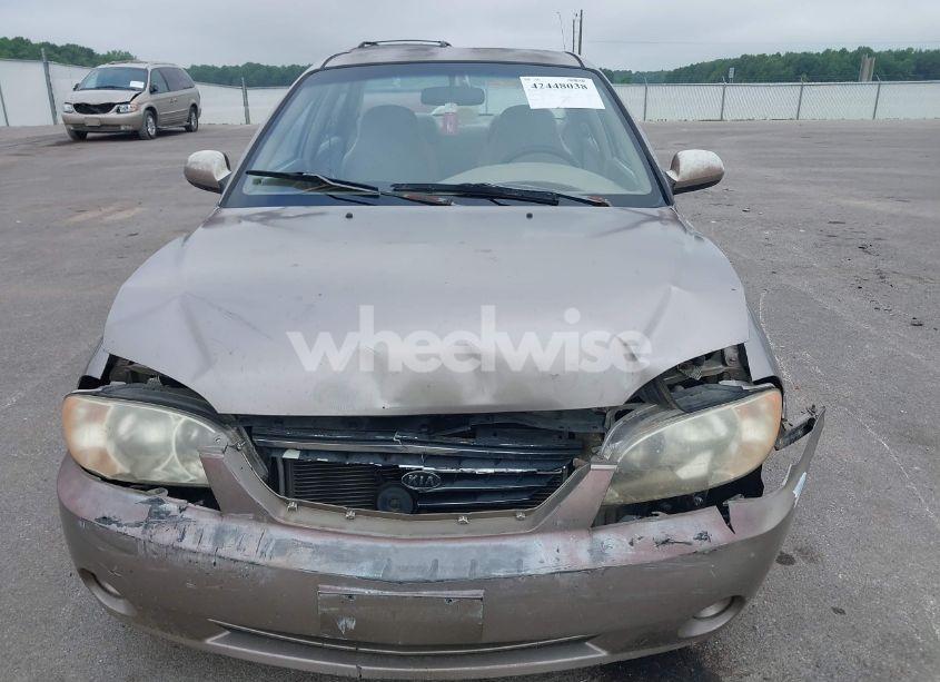 Photo 6 of 2003 Kia Spectra LS (VIN KNAFB121135263215)