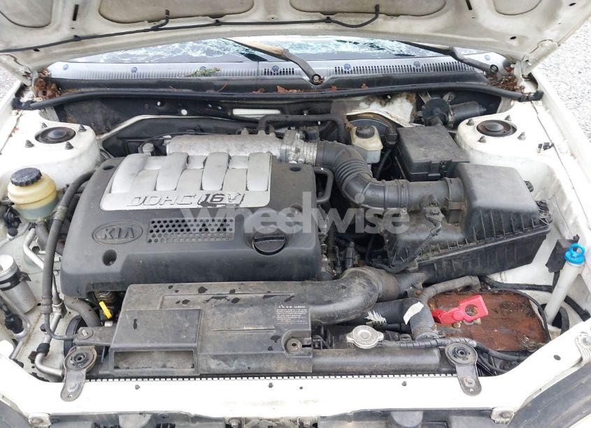 Photo 10 of 2004 Kia Spectra LS (VIN KNAFB121445314143)