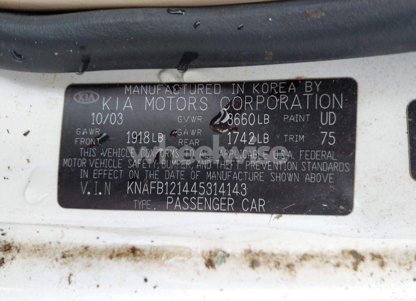 Photo 9 of 2004 Kia Spectra LS (VIN KNAFB121445314143)