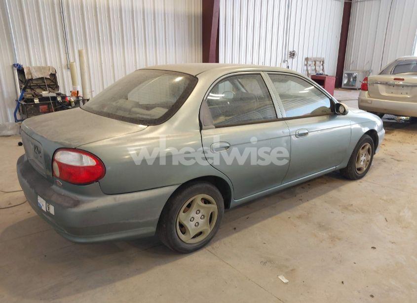 Photo 4 of 2000 Kia Sephia LS/LS W/POWER PKG (VIN KNAFB1214Y5899800)