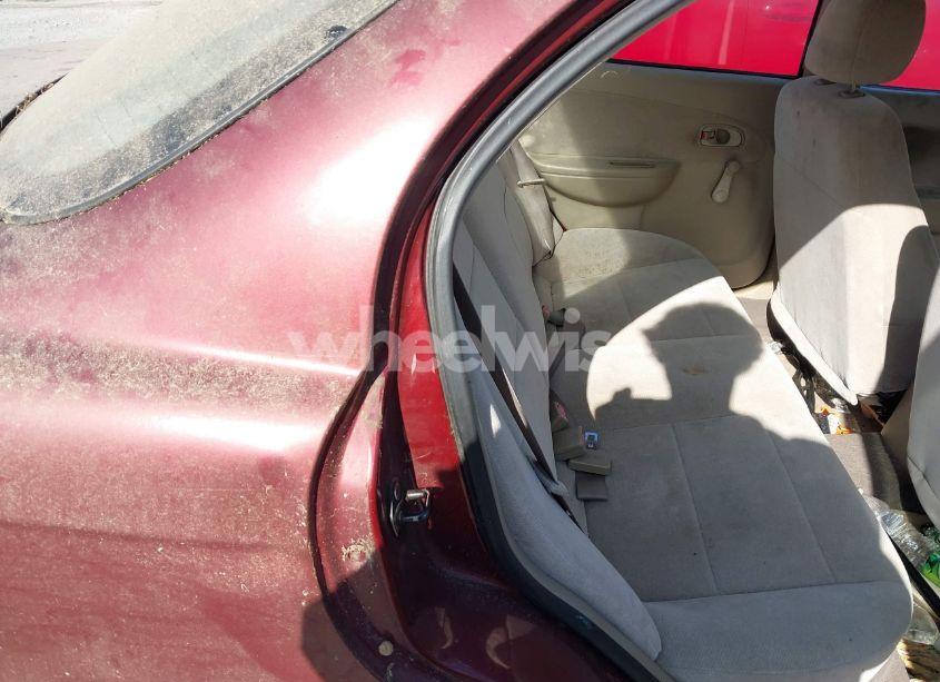 Photo 8 of 2001 Kia Sephia LS (VIN KNAFB121715045535)