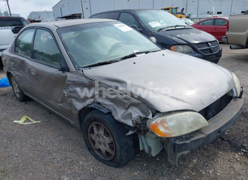 2002 Kia Spectra LS (VIN KNAFB121825151638) main photo