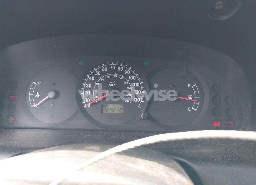 Photo 7 of 2002 Kia Spectra LS (VIN KNAFB121825151638)