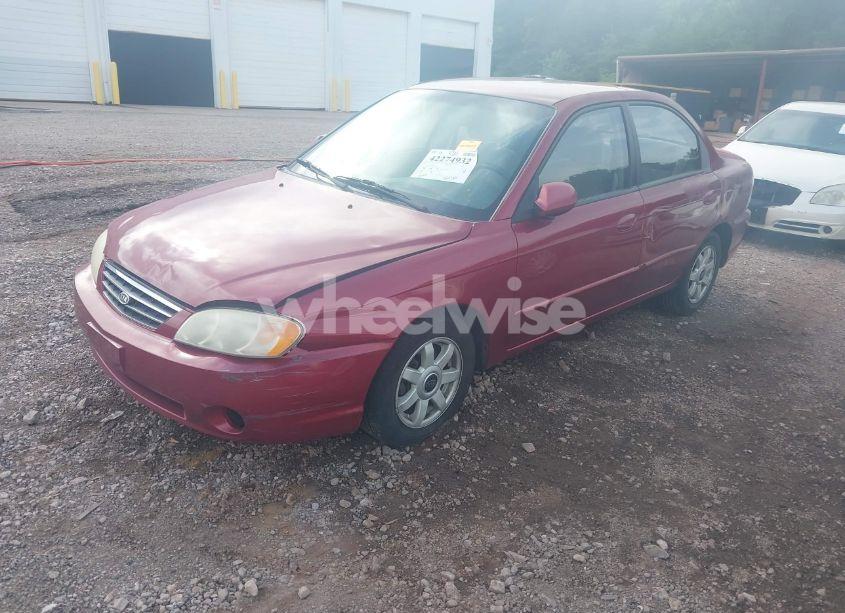 Photo 2 of 2003 Kia Spectra LS (VIN KNAFB121X35293054)